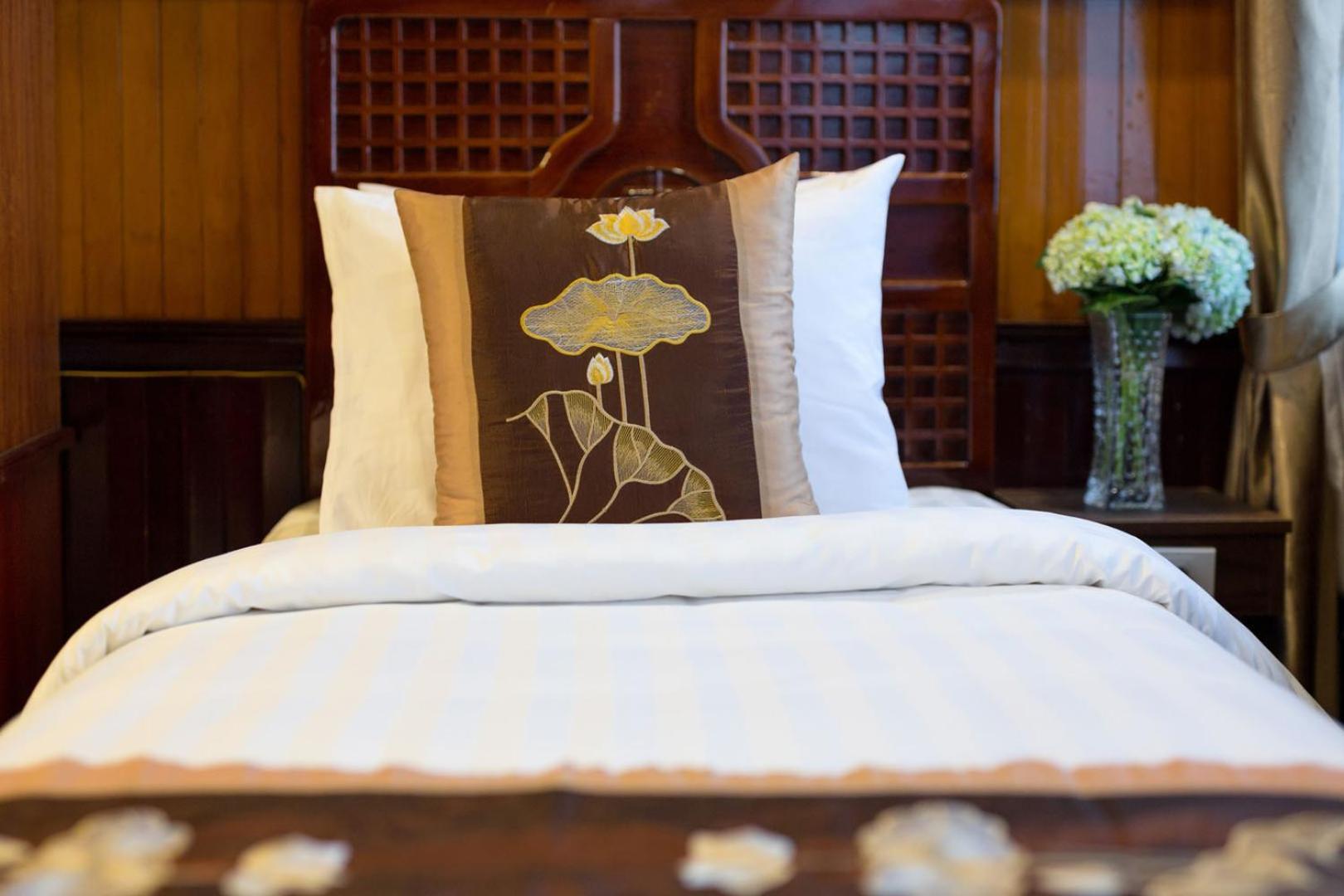Cozy Bay Classic Cruise Ha Long Luaran gambar