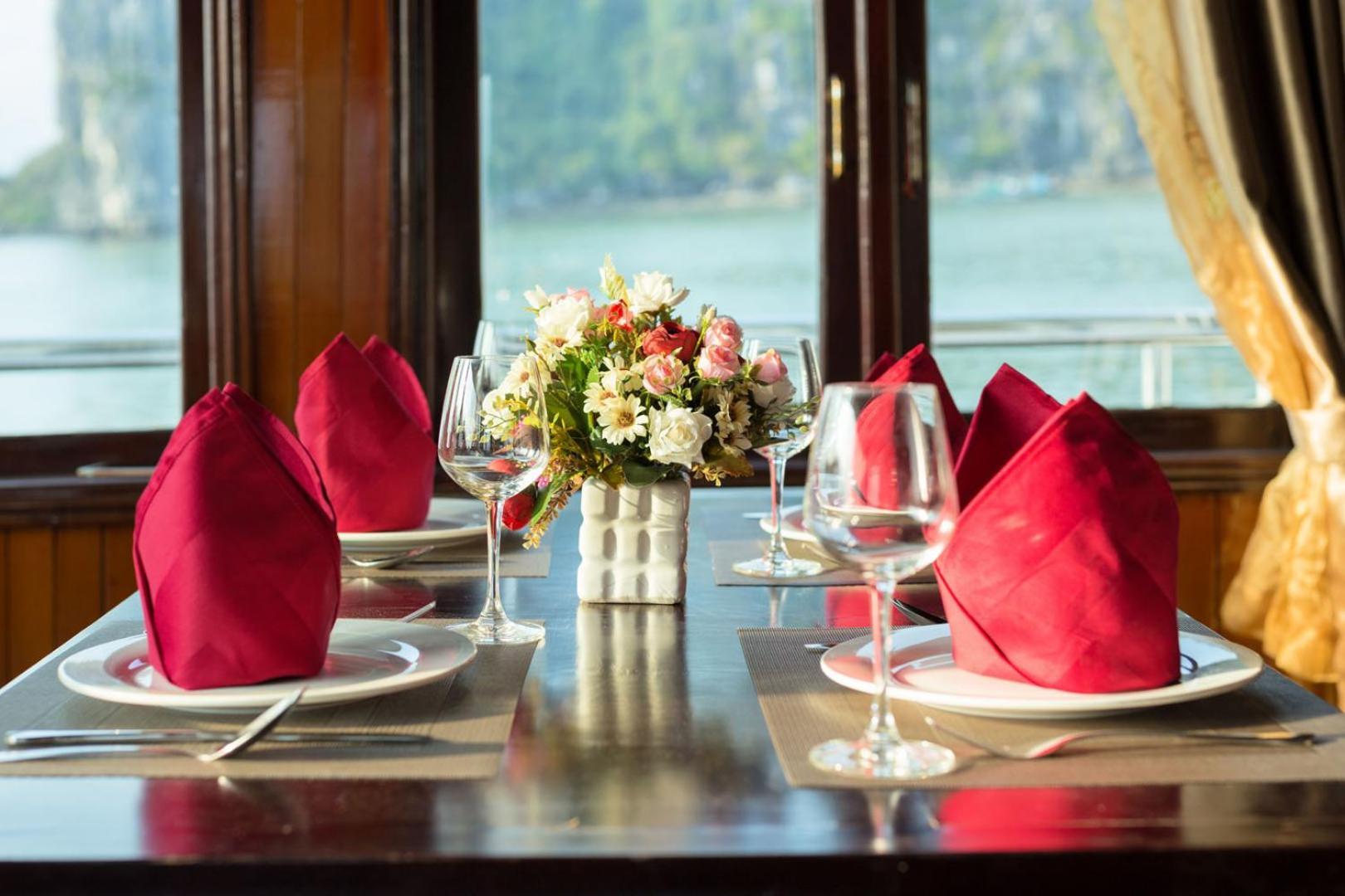 Cozy Bay Classic Cruise Ha Long Luaran gambar